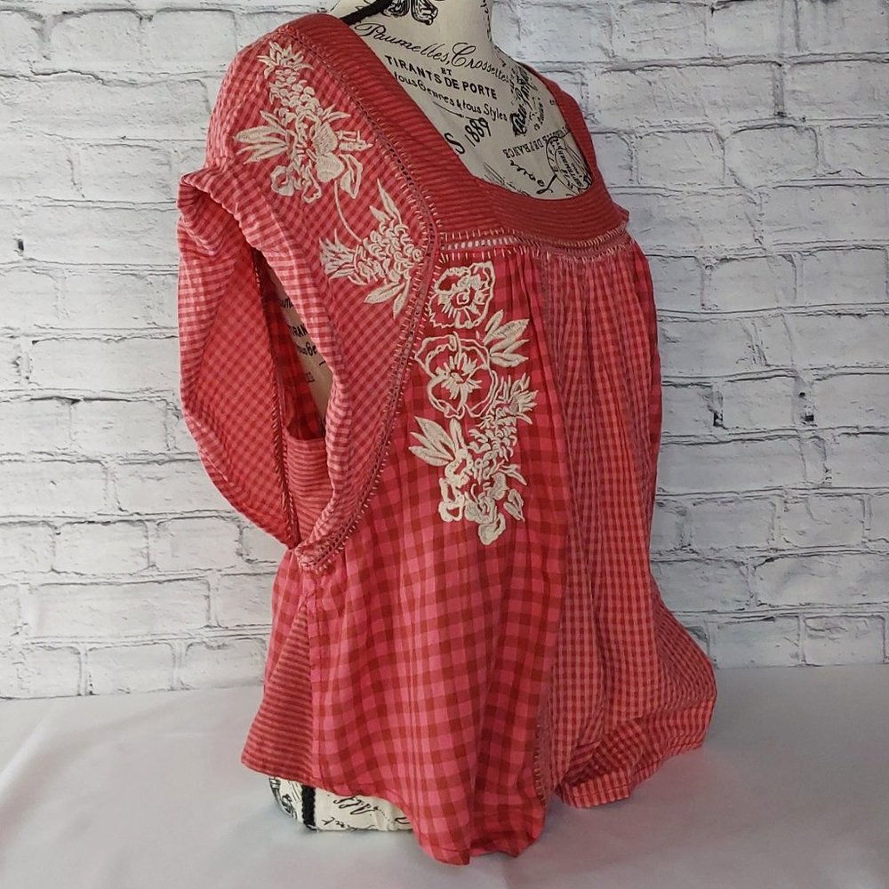 'FREE PEOPLE' 'BEĹĹA' EMBROIDED SQUARE-NECK PEASANT TOP FLUTTER-SLEEVE GINGHAM - Picture 4 of 16